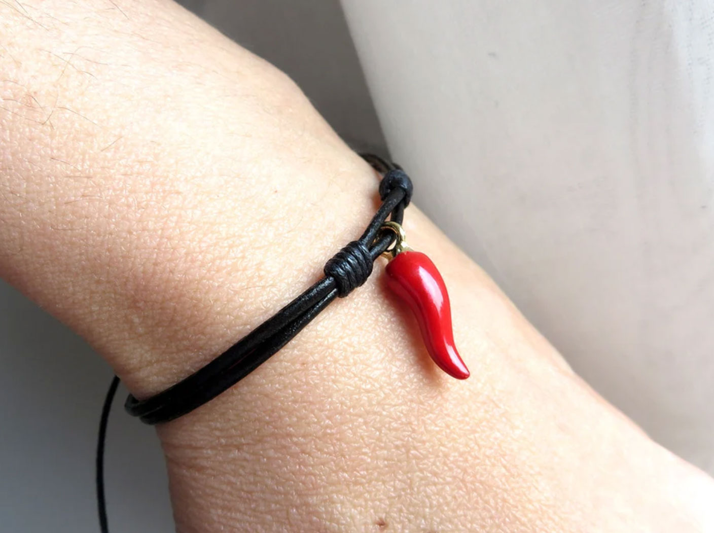 Bracciali Portafortuna: Simboli di Protezione e Buona Sorte